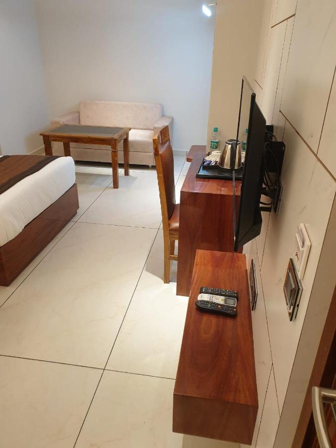 Hotel Suncity Palace Katihar Bagian luar foto