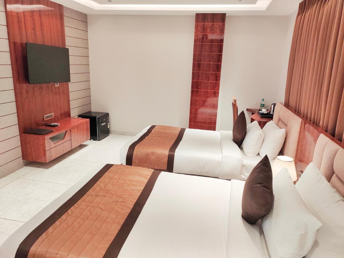 Hotel Suncity Palace Katihar Bagian luar foto