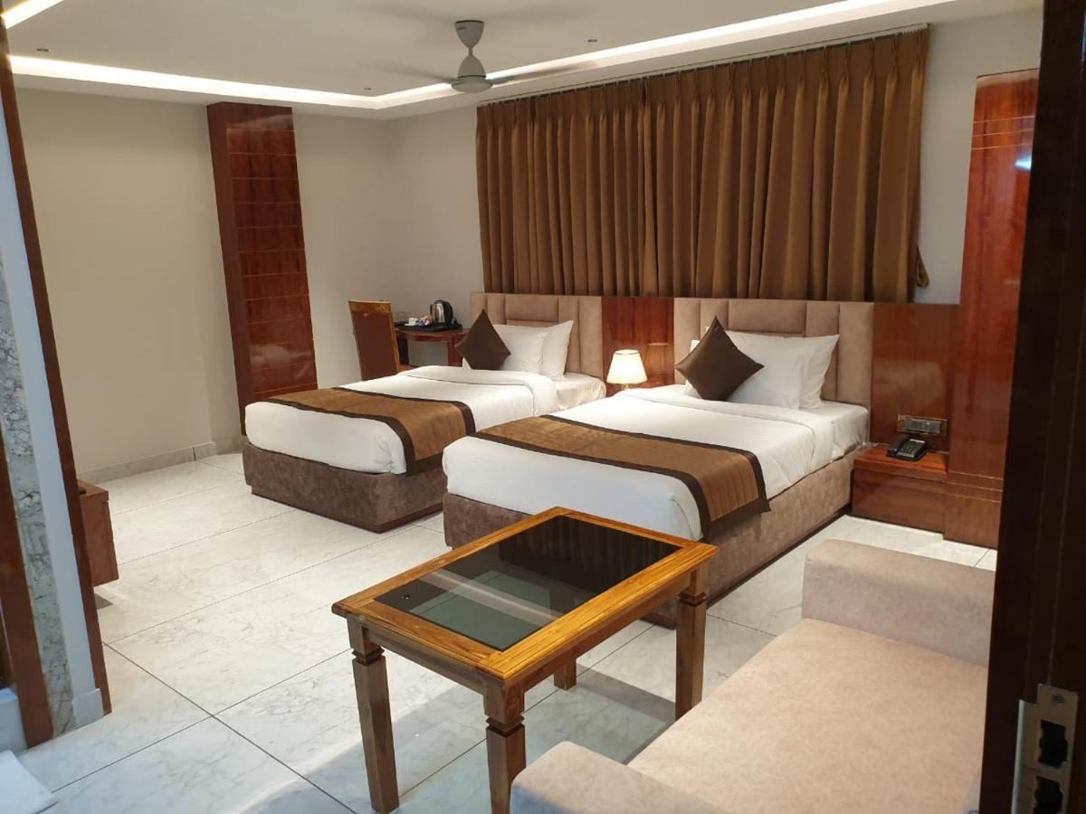Hotel Suncity Palace Katihar Bagian luar foto