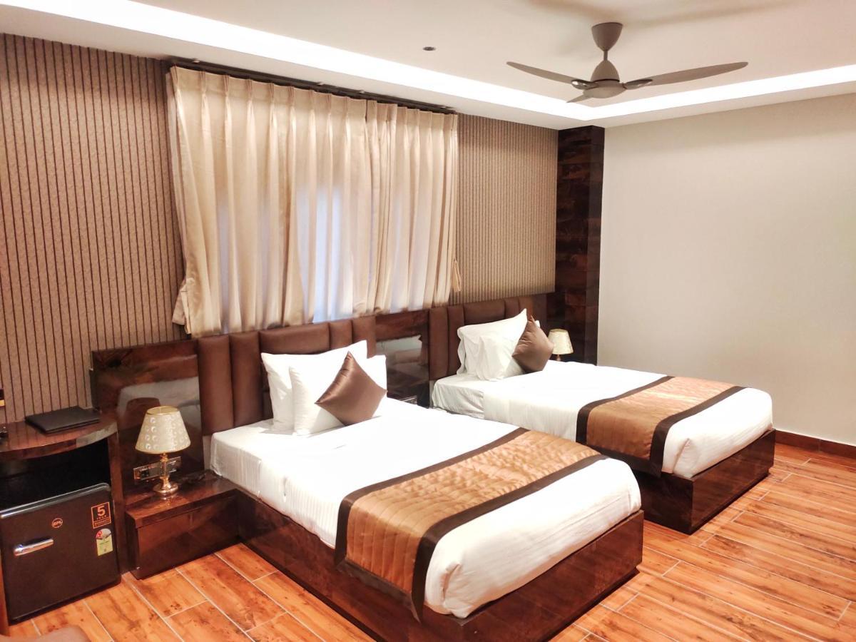 Hotel Suncity Palace Katihar Bagian luar foto