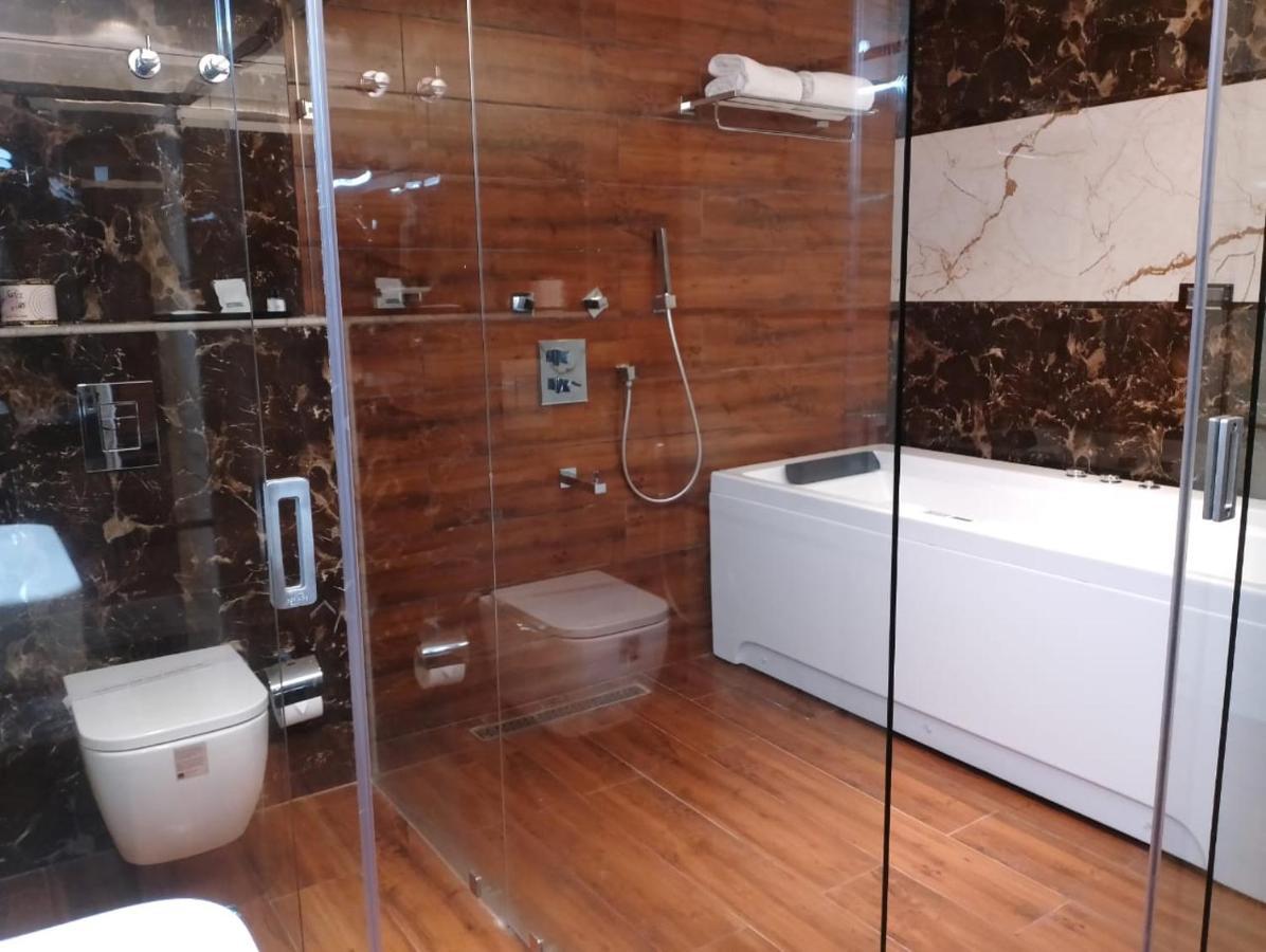 Hotel Suncity Palace Katihar Bagian luar foto