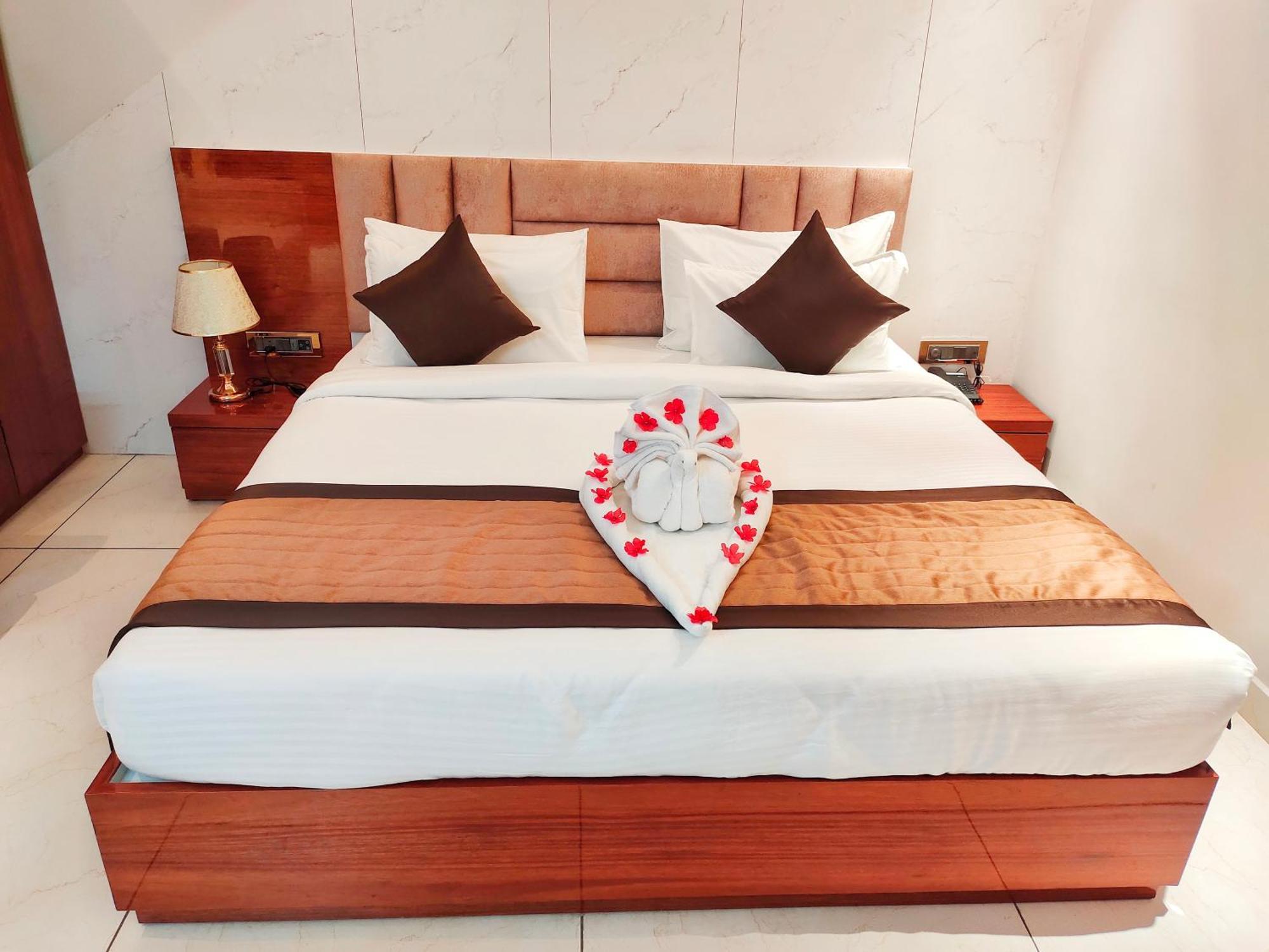 Hotel Suncity Palace Katihar Bagian luar foto